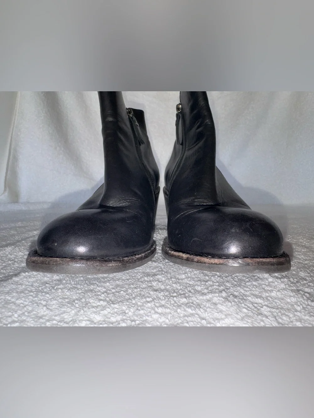 AGL Attilio Giusti Leombruni Ella black leather ankle boots